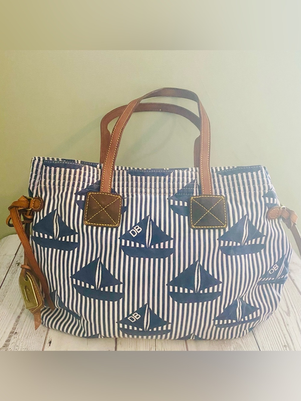 Vintage Dooney & Bourke Nautical Sailboat Cinch Tote Bag Striped Y2K Pink Lining